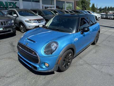 2019 MINI Hardtop 4 Door for sale at APX Auto Brokers in Edmonds WA