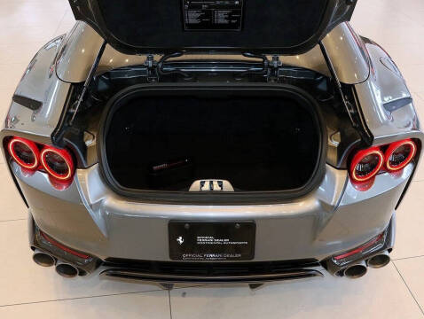 2021 Ferrari 812 GTS