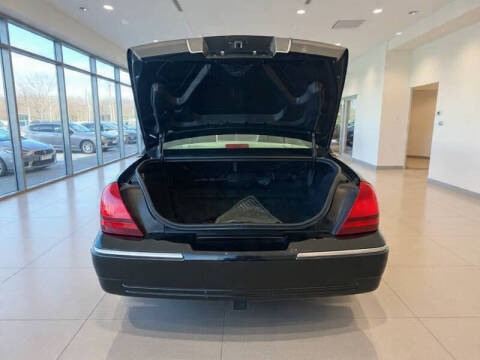 2010 Mercury Grand Marquis LS