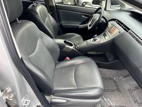 2012 Toyota Prius Plug-in Hybrid