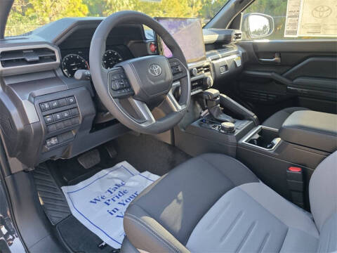 2025 Toyota Tacoma TRD Off-Road HV