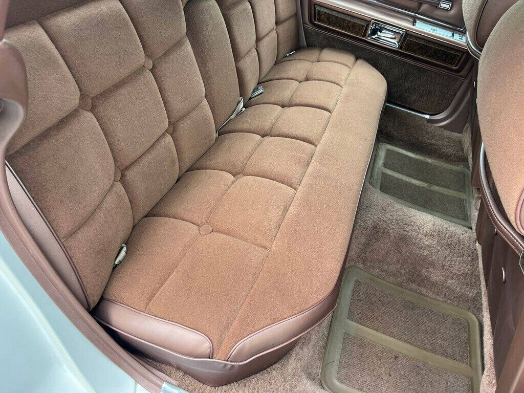 1976 Lincoln Continental 44