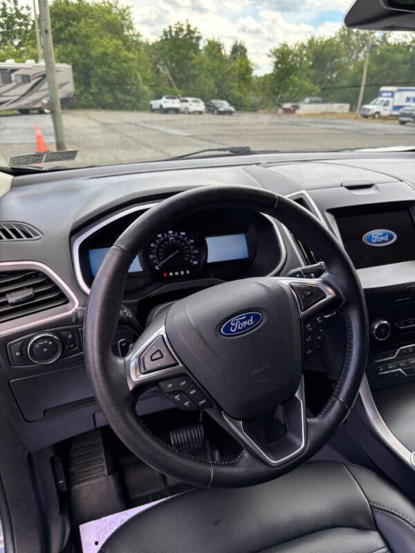 2019 Ford Edge SEL