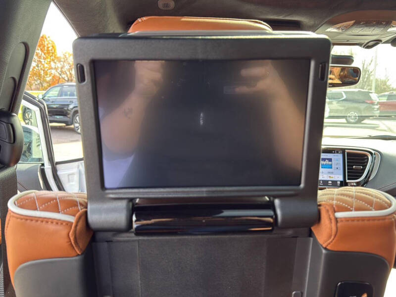 2026 Chrysler Pacifica Pinnacle