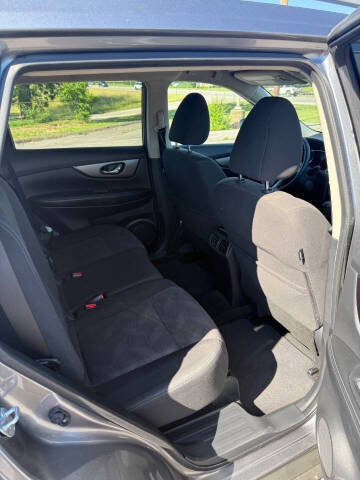 2016 Nissan Rogue SV