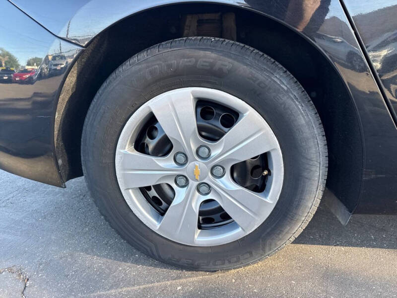 2017 Chevrolet Cruze LS Auto
