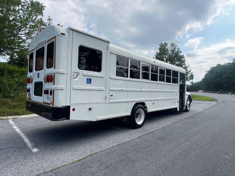2018 International 24 passenger Shuttle Bus