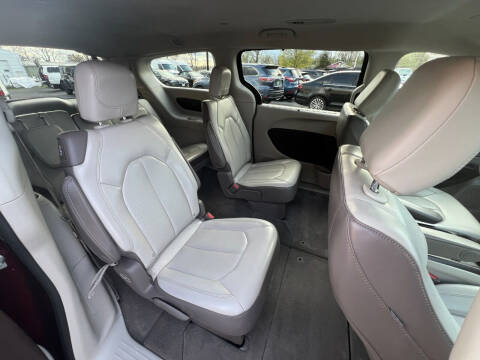 2021 Chrysler Voyager LXi