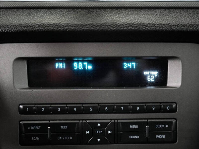 2012 Ford Mustang V6