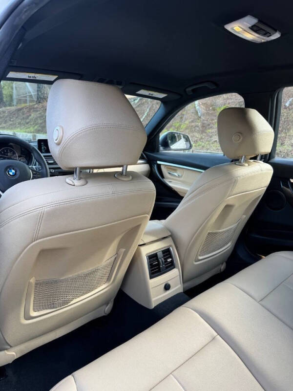 2017 BMW 3 Series 330e iPerformance