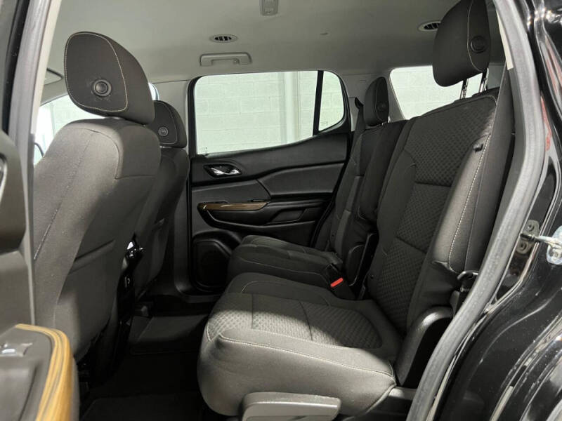 2019 GMC Acadia SLE-2