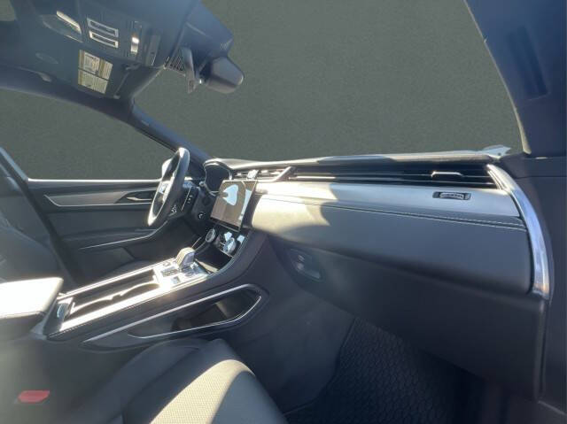 2026 Jaguar F-PACE P250 R-Dynamic S