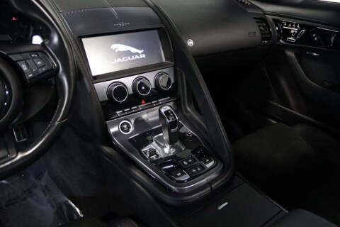 2021 Jaguar F-TYPE R-Dynamic