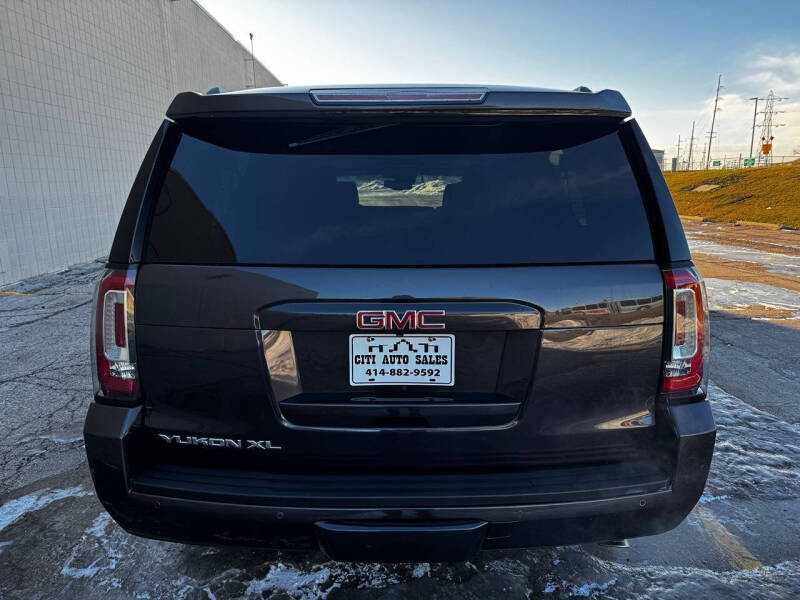 2016 GMC Yukon XL SLT
