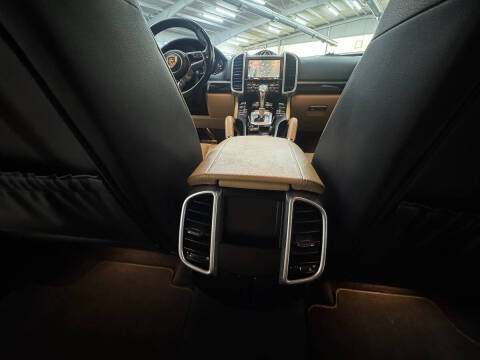 2016 Porsche Cayenne