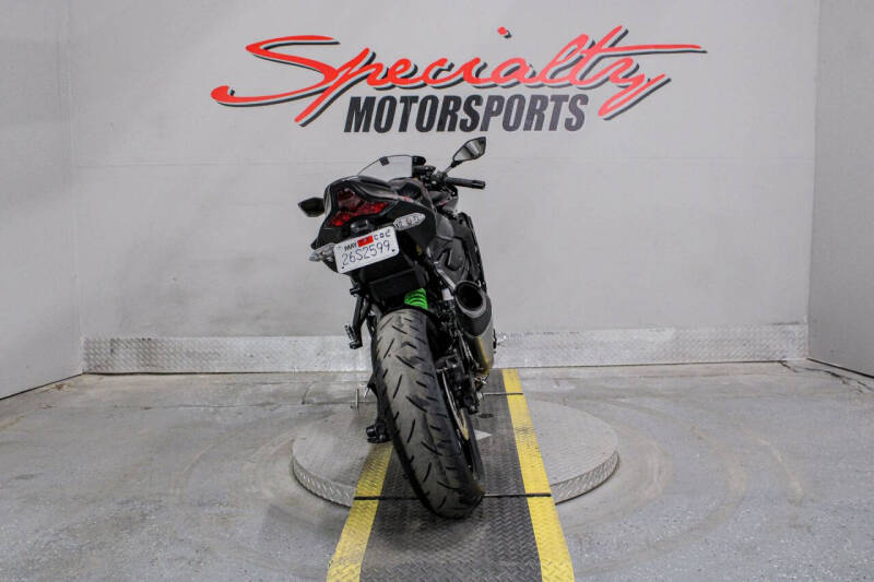 2024 Kawasaki Ninja ZX-4RR ABS