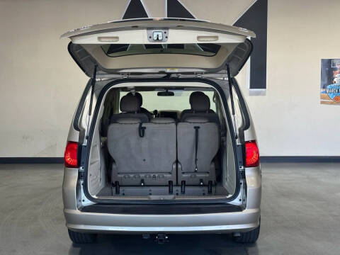 2009 Volkswagen Routan