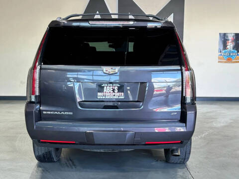 2015 Cadillac Escalade Platinum