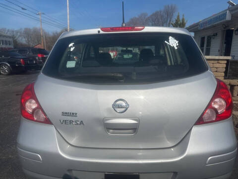 2009 Nissan Versa 1.8 S
