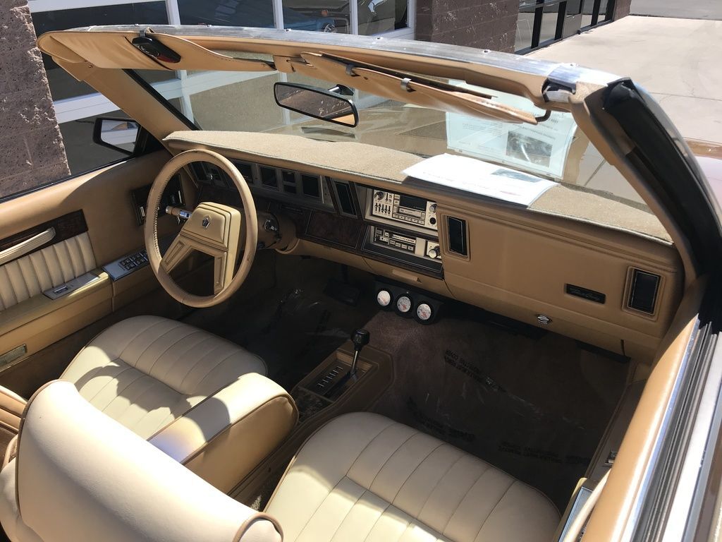 1986 Chrysler Le Baron 7
