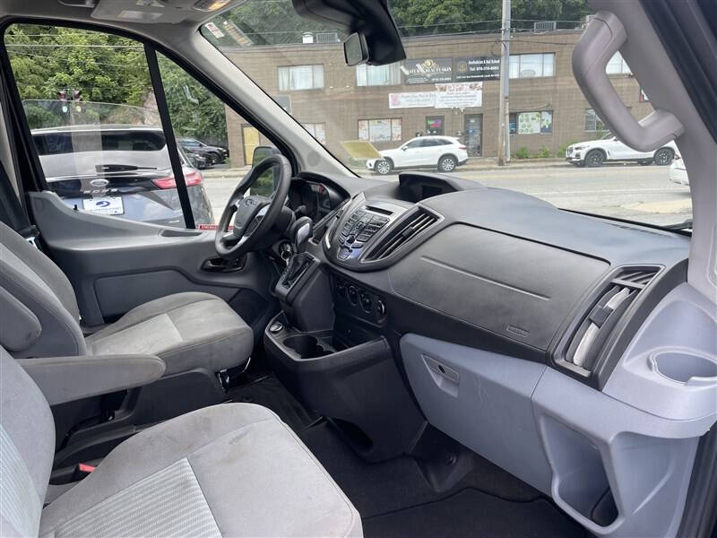 2019 Ford Transit