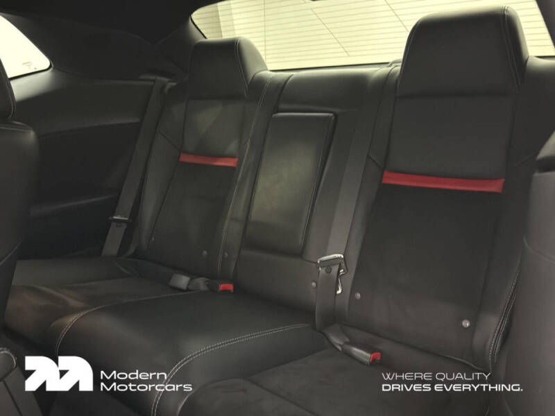 2009 Dodge Challenger SRT8