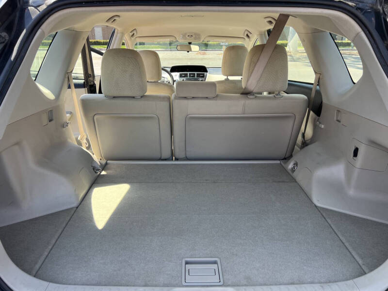 2012 Toyota Prius v Three