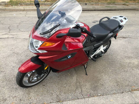 2009 BMW mc 1300cc for sale at Carzready in San Antonio TX