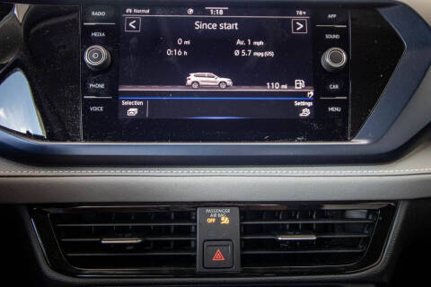 2024 Volkswagen Taos SE 4Motion