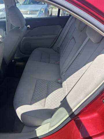 2010 Ford Fusion S