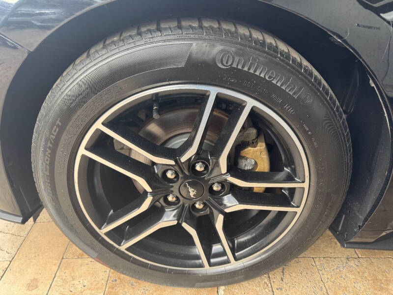 2020 Ford Mustang EcoBoost Premium