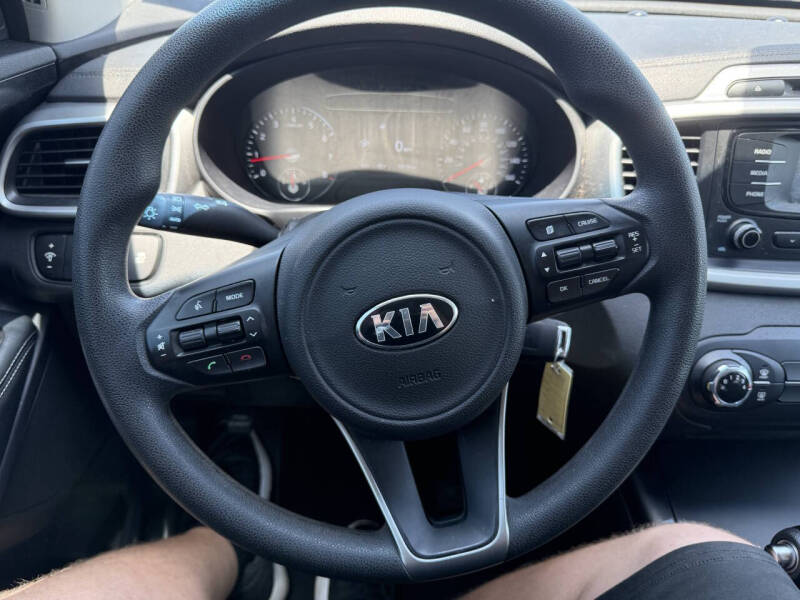 2016 Kia Sorento LX