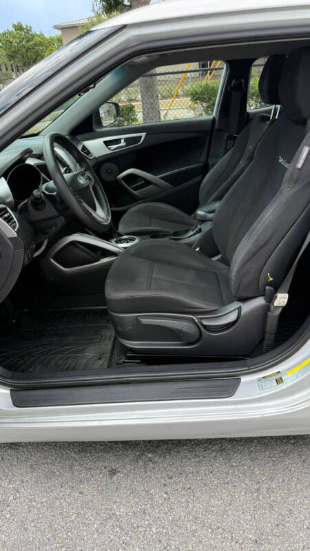 2013 Hyundai Veloster