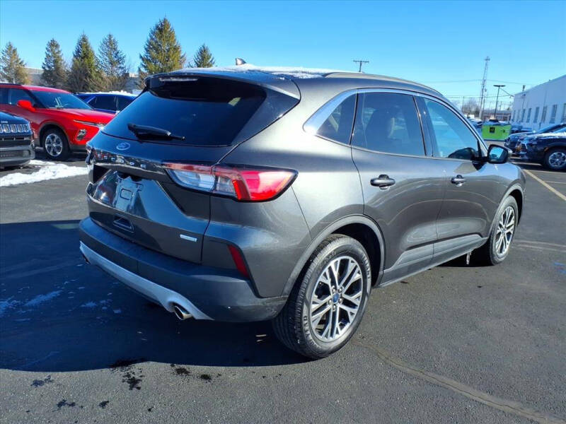 2020 Ford Escape SEL