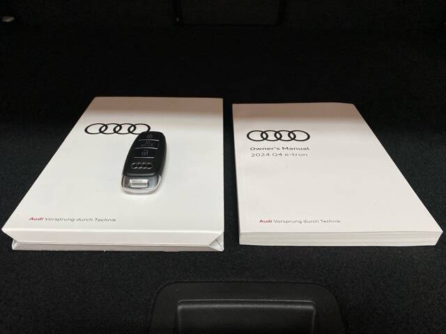 2024 Audi Q4 e-tron quattro Prestige 55