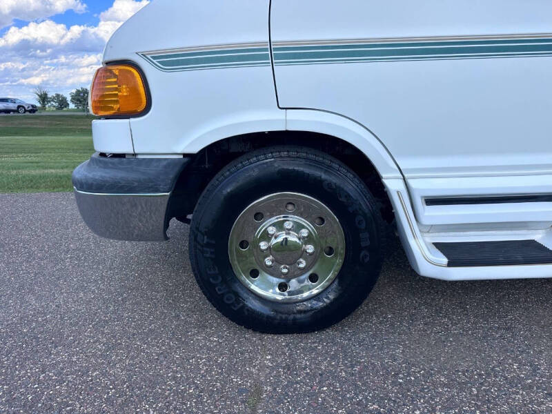 1999 Dodge Ram Van 3500