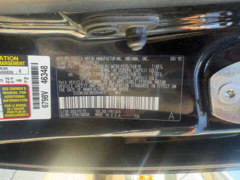 2011 Toyota Sienna SE 8-Passenger