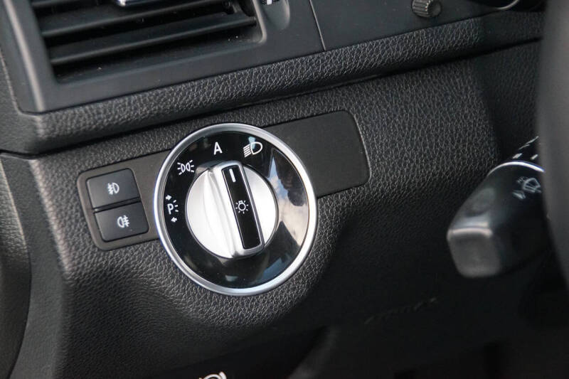 2011 Mercedes-Benz C-Class C 300 Sport 4MATIC