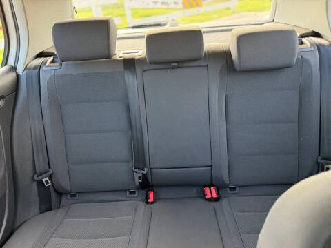 2009 Volkswagen Rabbit S PZEV