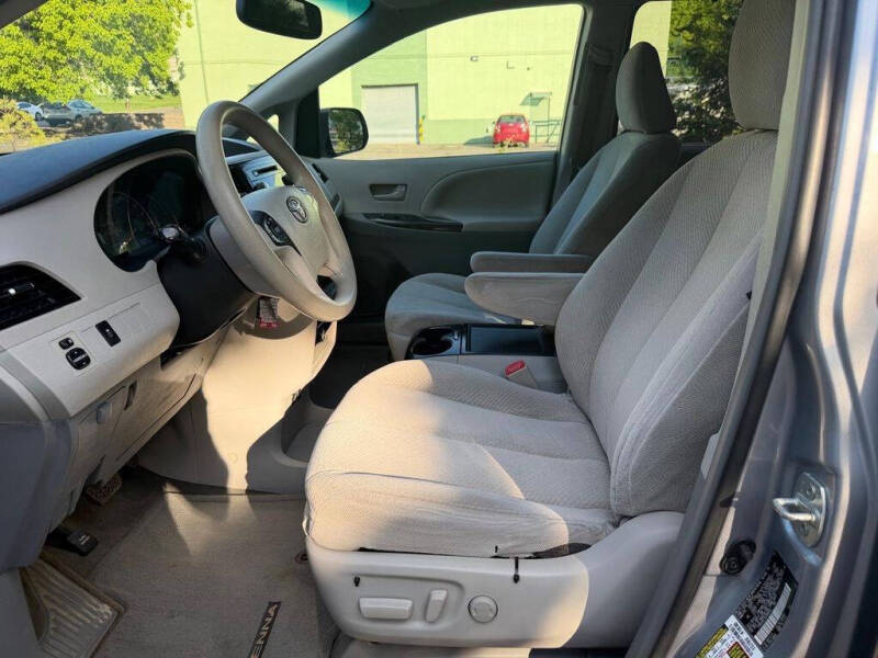 2013 Toyota Sienna