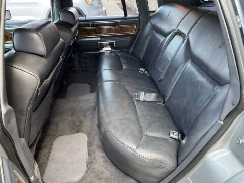 1984 Lincoln Town Car