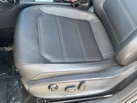 2020 Volkswagen Passat SE