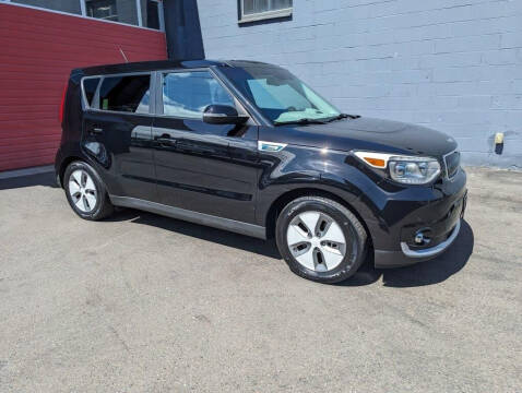 2016 Kia Soul EV for sale at Paramount Motors NW in Seattle WA