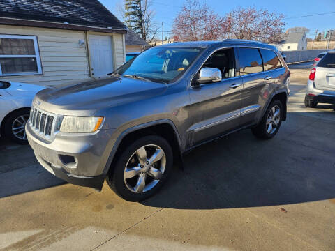 2012 Jeep Grand Cherokee for sale at Short Line Auto Inc in Rochester MN