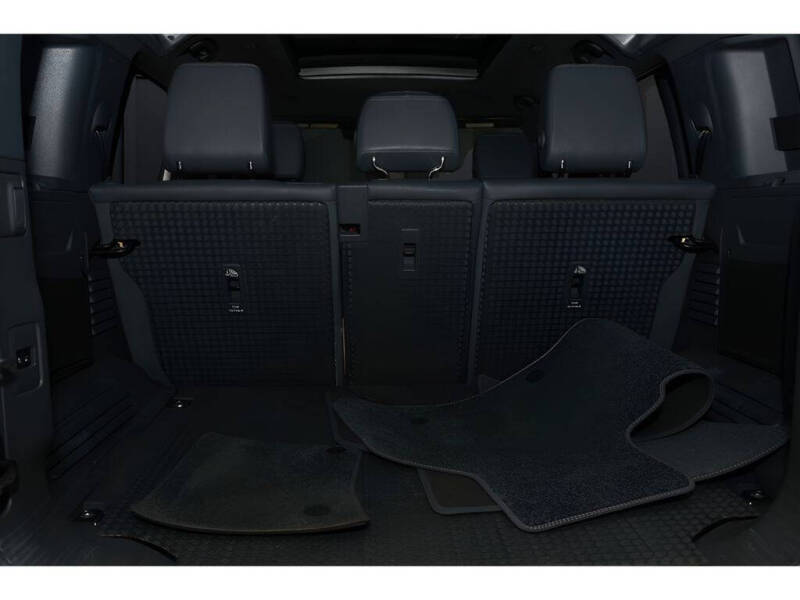 2023 Land Rover Defender 110 X-Dynamic SE