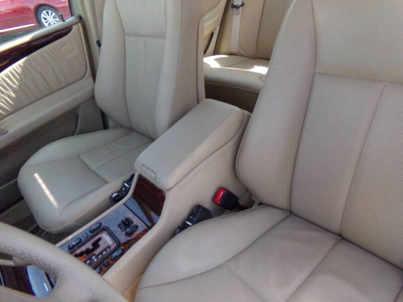 1999 Mercedes-Benz E-Class E 320