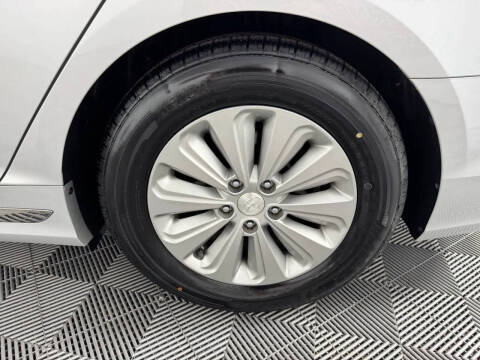 2016 Hyundai Sonata Hybrid SE