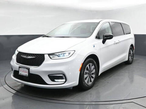 2024 Chrysler Pacifica Plug-In Hybrid