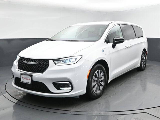 2024 Chrysler Pacifica Plug-In Hybrid