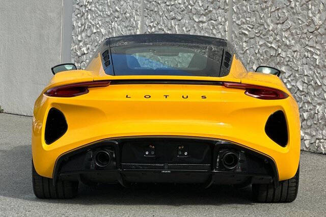 2025 Lotus Emira V6 Base